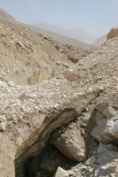 Ледяная пробка в каньоне реки Кек-Суу.