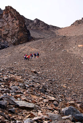 Фото 9. Спуск с перевала Койавганауш.
