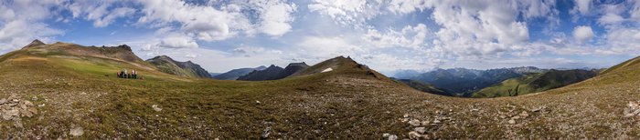 Круговая панорама на перевале Речепста.