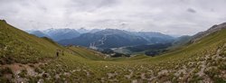 Панорама с начала тропы к перевалу Федосеева.