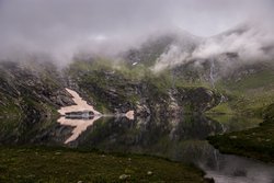 Вечером на озере Голубое.