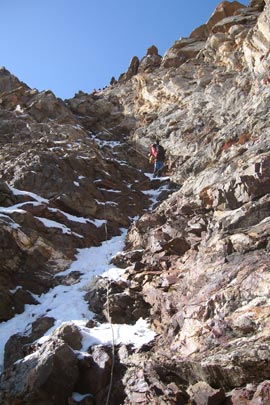 Фото 13. Начало спуска с перевала Айлама