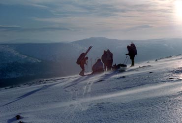 Фото 18. Спуск в долину Ольховочного.
