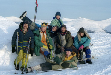 Фото 24. На вершине Тулымского камня. На заднем плане - Ишерим и Молебный камень.